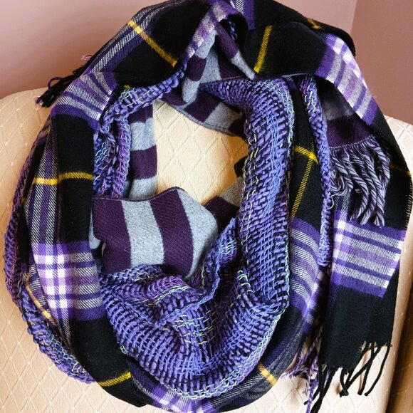 FALL WINTER 3 scarf cozy warm wraps Mauves Purples Greys various textures EUC - Picture 2 of 6